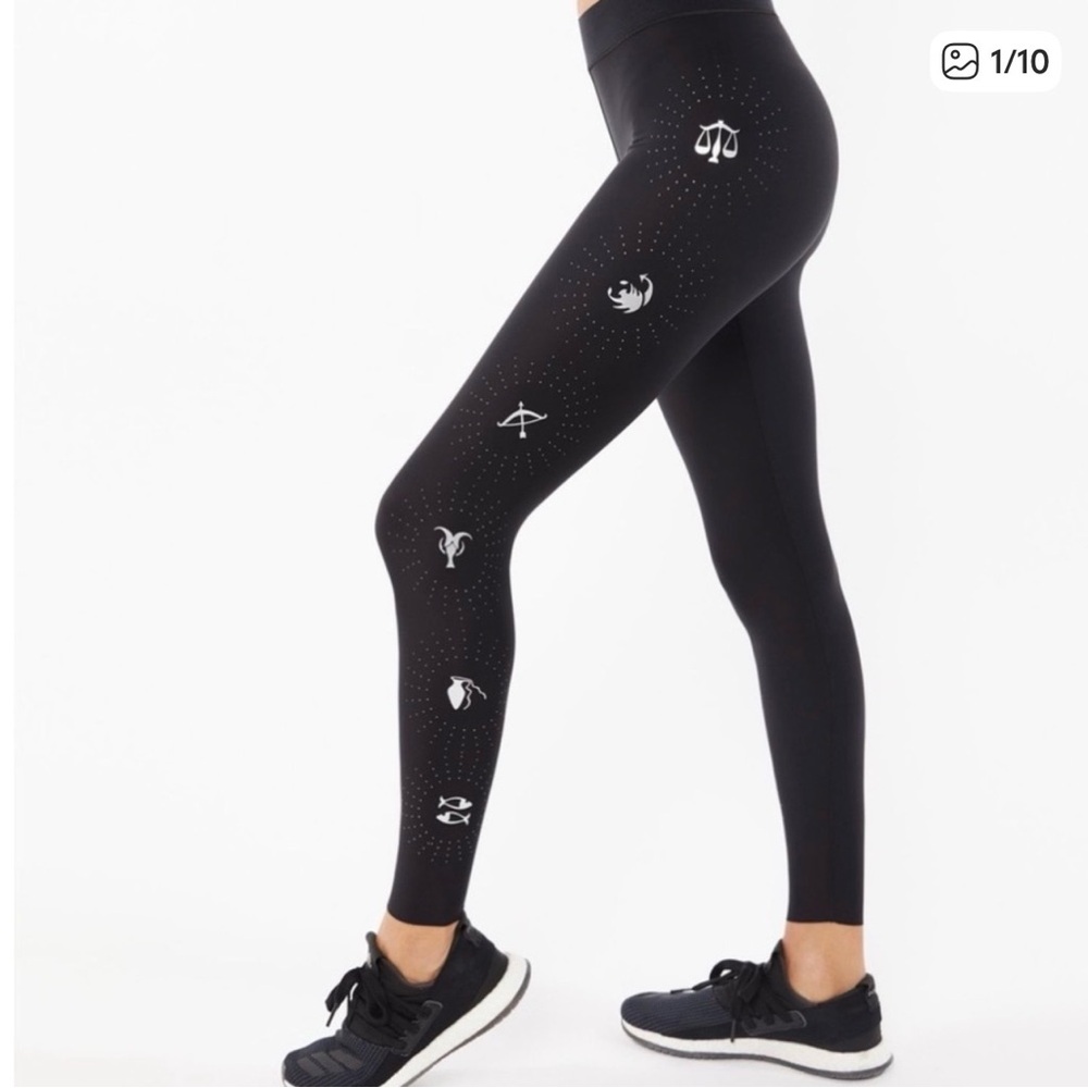 Ultracor Black Zodiac Print Leggings sz S
